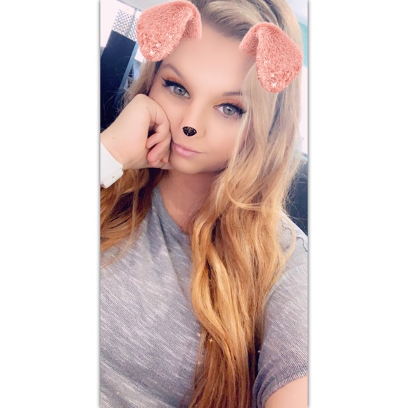 Meet your Posher, Destiny - Picture 3 of 4